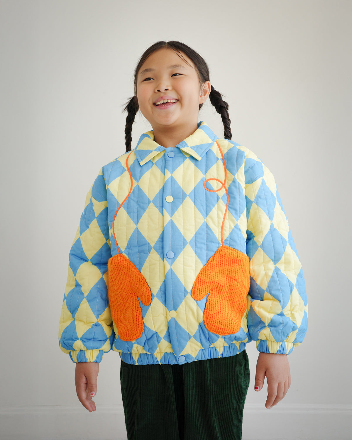 KIDS QUILTED PUFF JACKET WITH MITTEN POCKETS